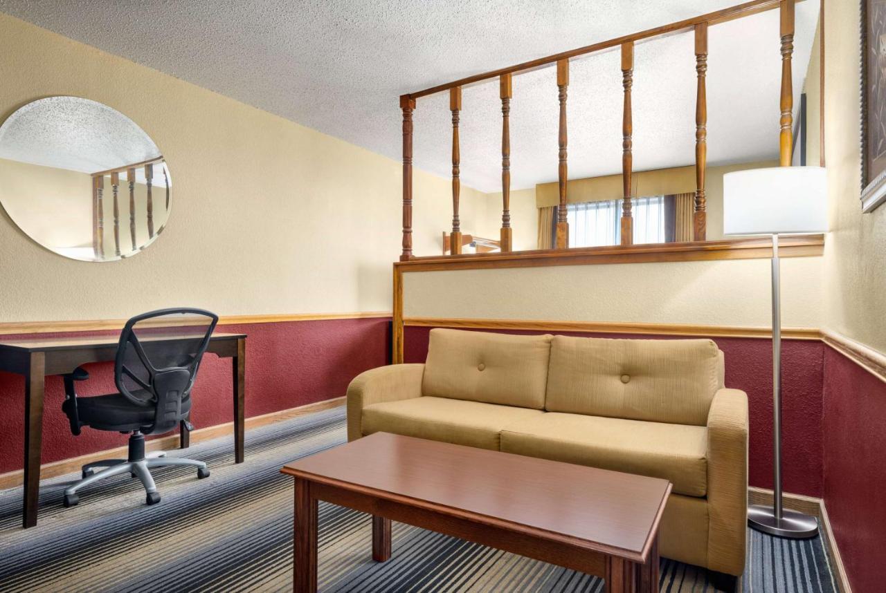 ซูเปอร์ 8 บาย วินด์แฮม เมย์สวิลล์ เคนทักกี Hotel Maysville ภายนอก รูปภาพ