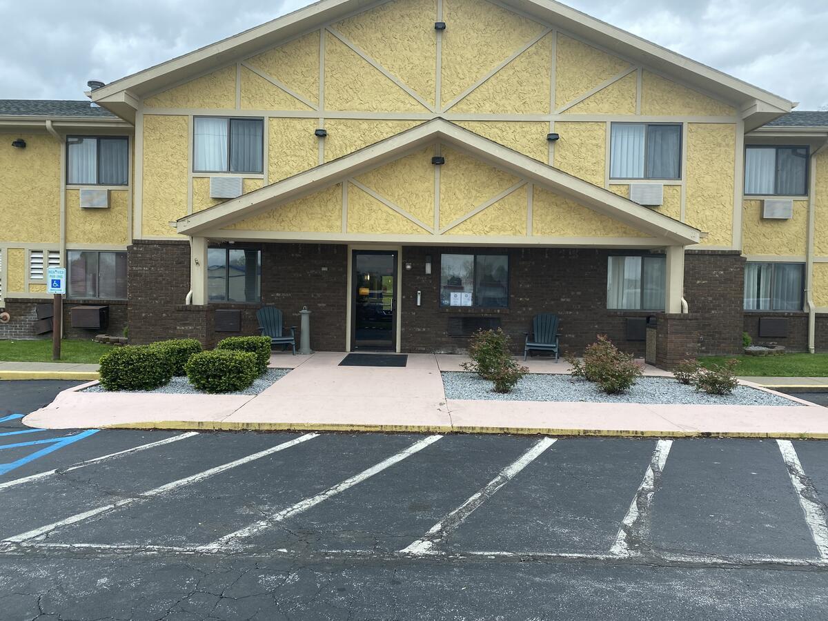 ซูเปอร์ 8 บาย วินด์แฮม เมย์สวิลล์ เคนทักกี Hotel Maysville ภายนอก รูปภาพ